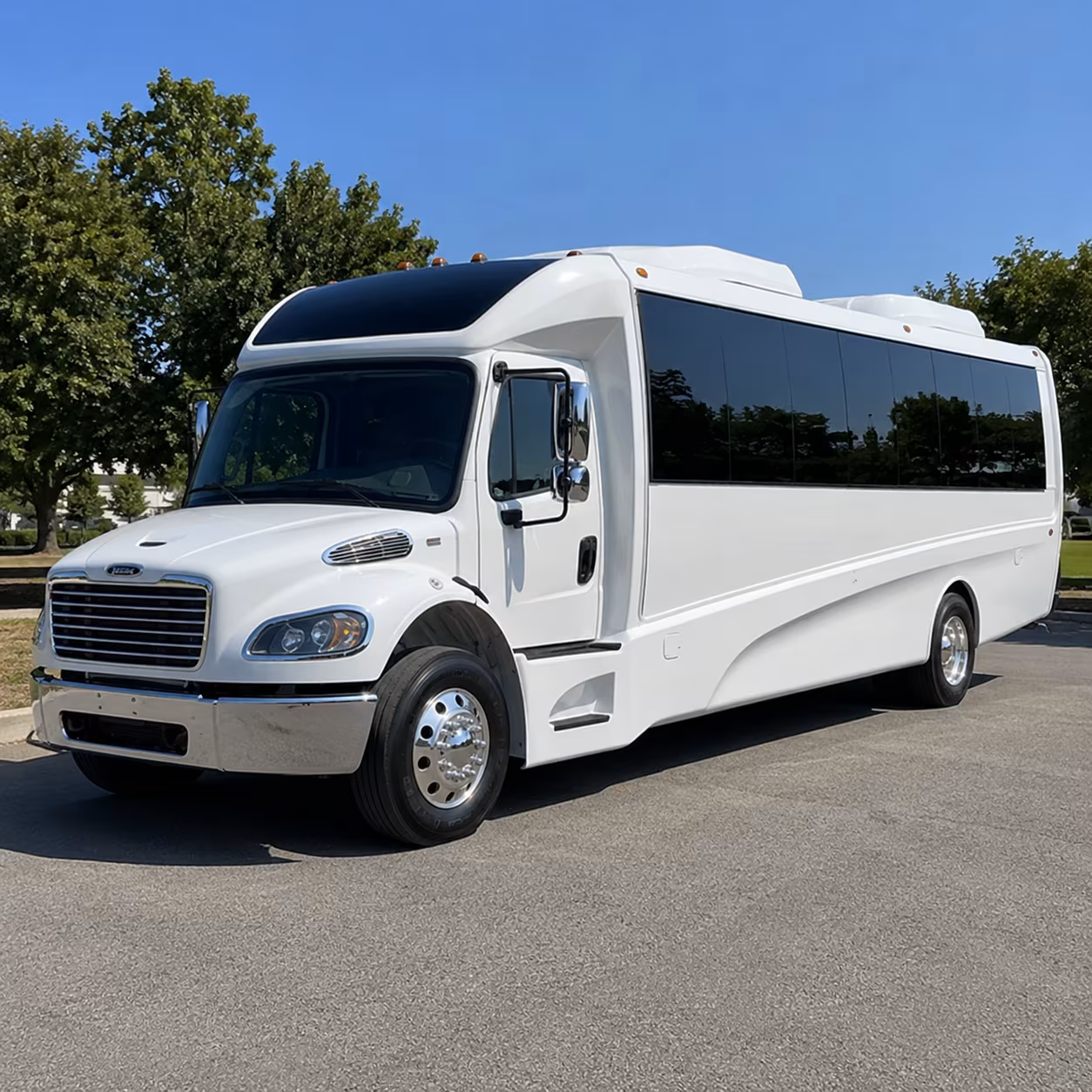 minibus rentals in parma ohio for smaller prom groups and pre prom dinners