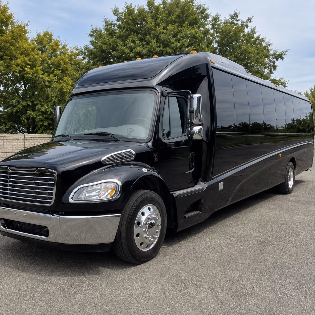 parma 25 passenger minibus