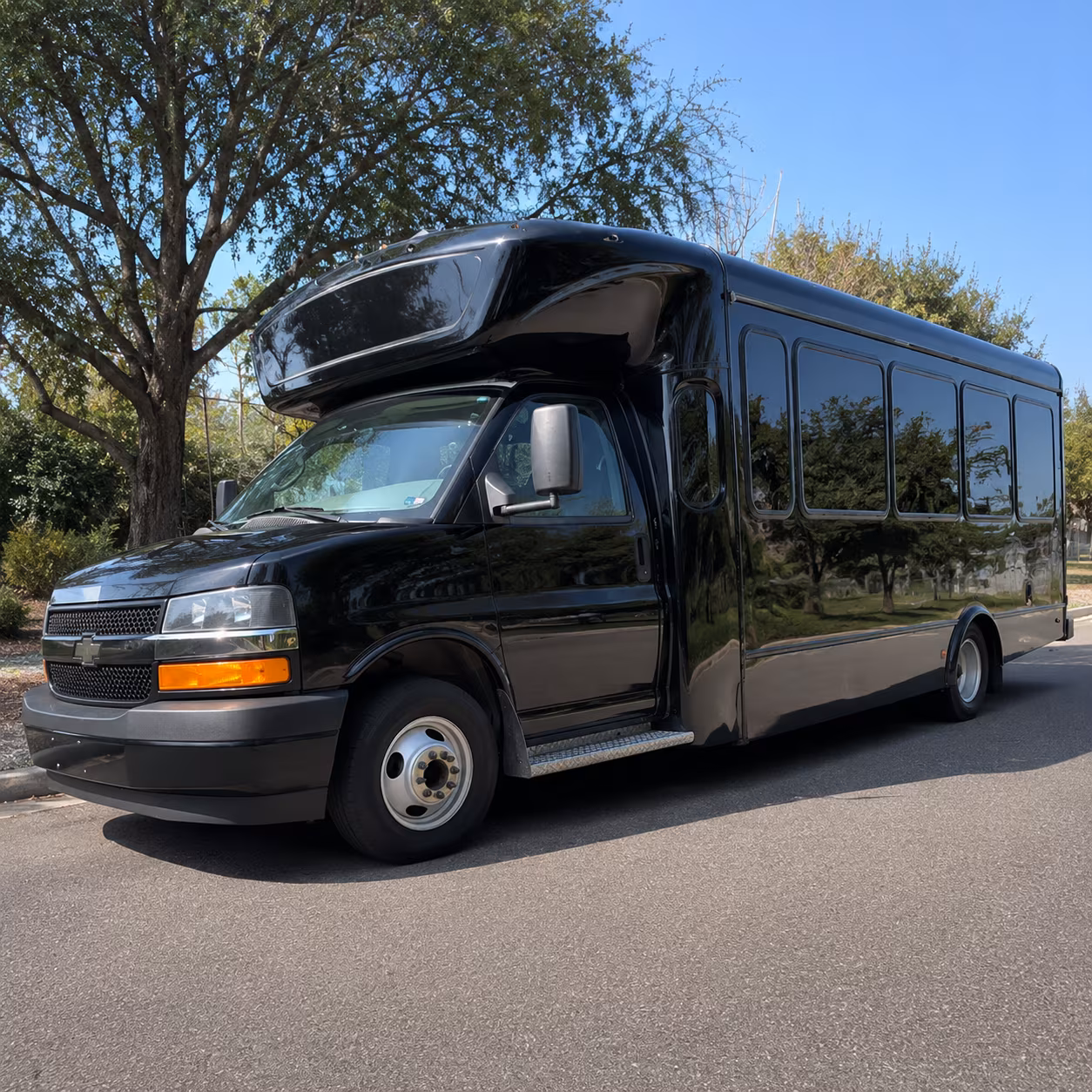 parma night out party bus rental