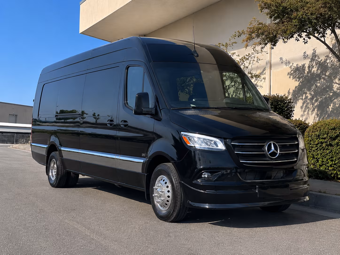 reserve transportation for your next corporate event 2